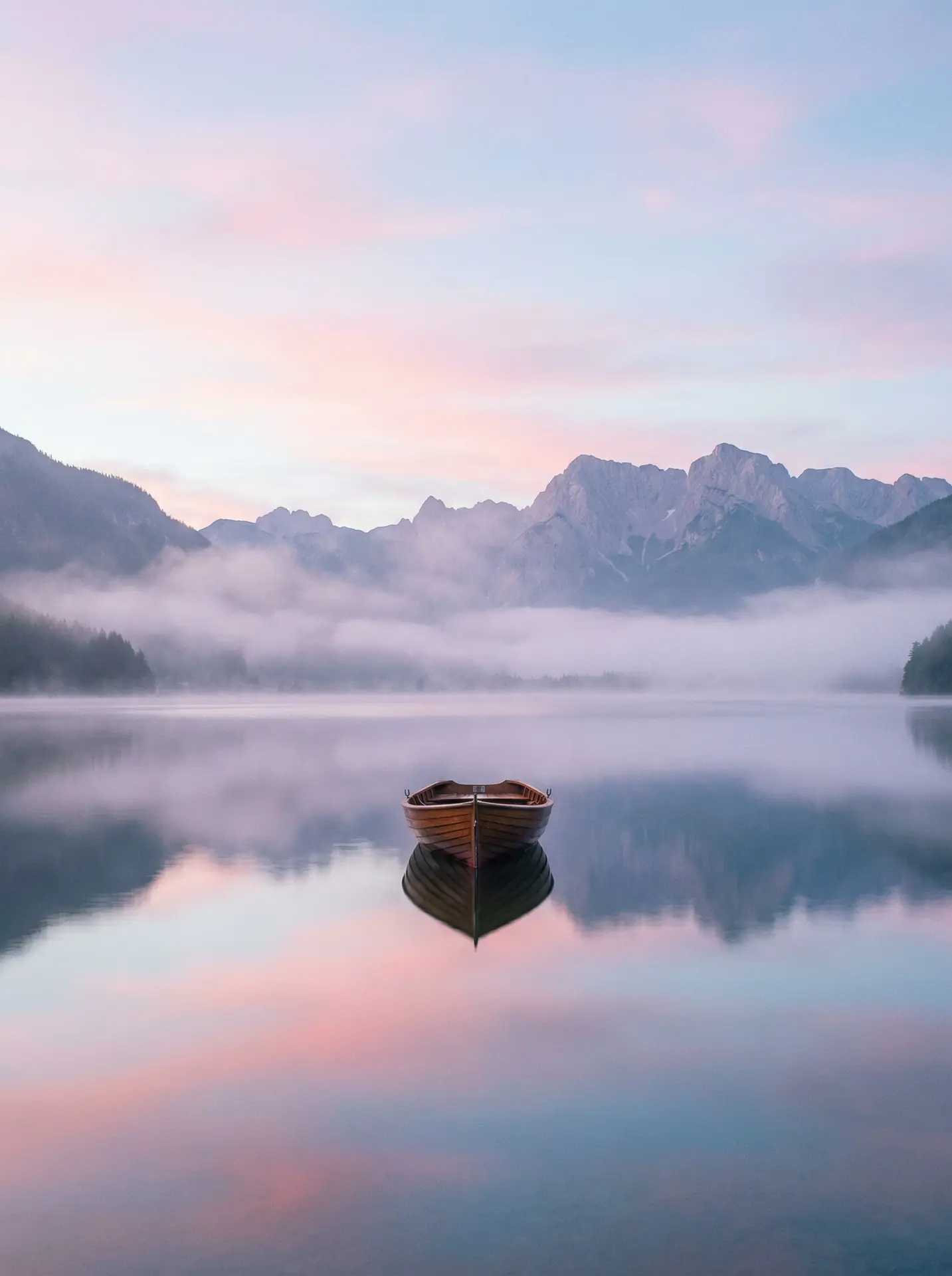 爱液官网登录无需下载百度 精选 - 晨雾湖面倒影风景摄影
